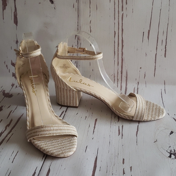 Lulus 8.5 ankle strap block heel open toe - Picture 1 of 7